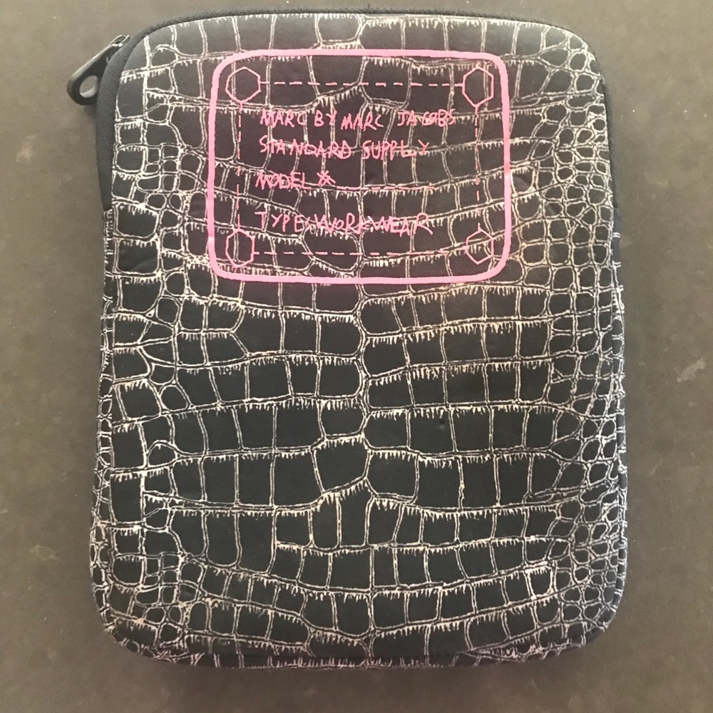 Marc Jacobs I pad case